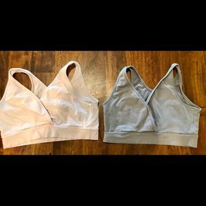 2 kindred bravely nursing bras! Size large